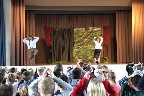 Kinderoper "Hänsel und Gretel"